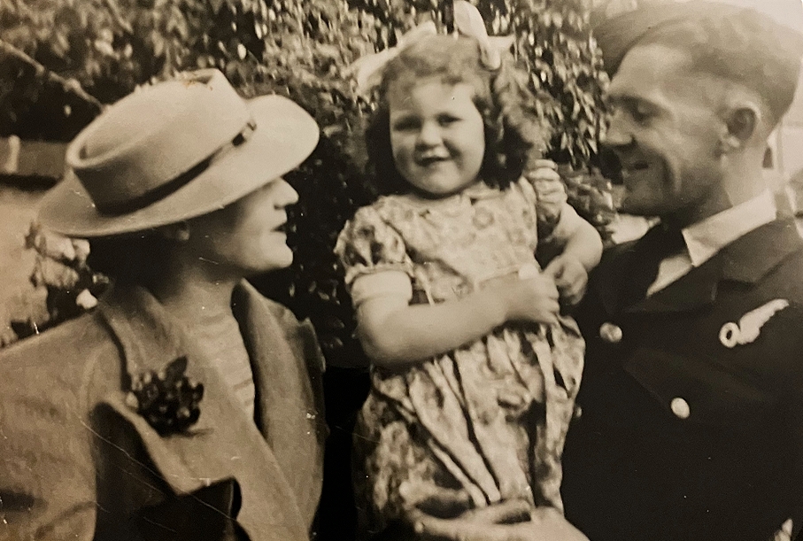 Marjorie, Jill and Skip 1943